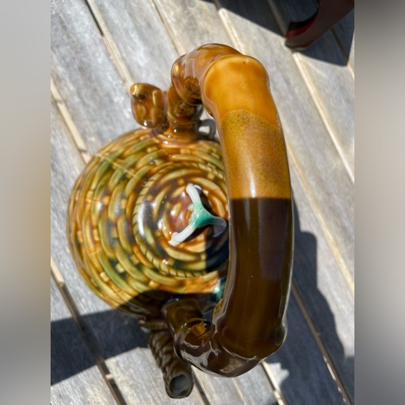 Majolica Style Basket Weave Bamboo Tea Pot - Picture 5 of 9